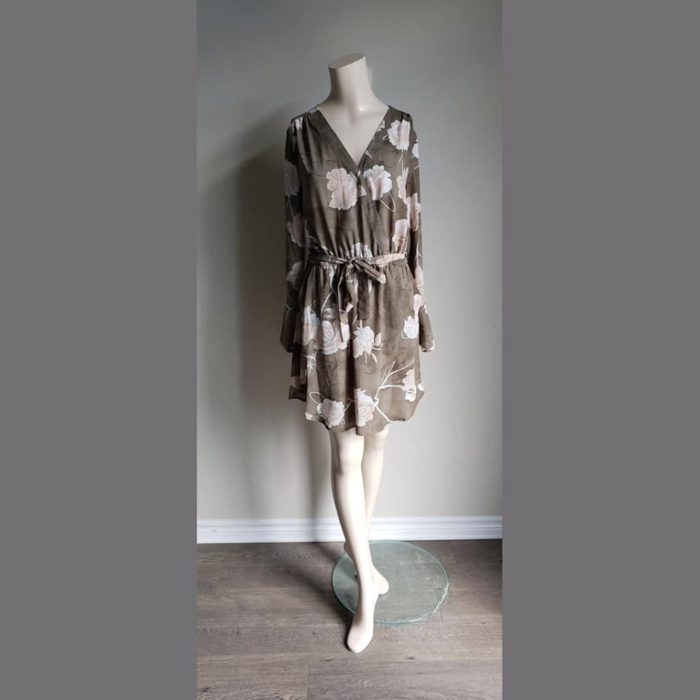 NWT Dex Dress